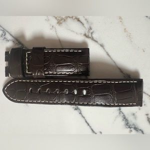 Dark brown alligator Panerai watch strap. Fits Luminor 44mm.